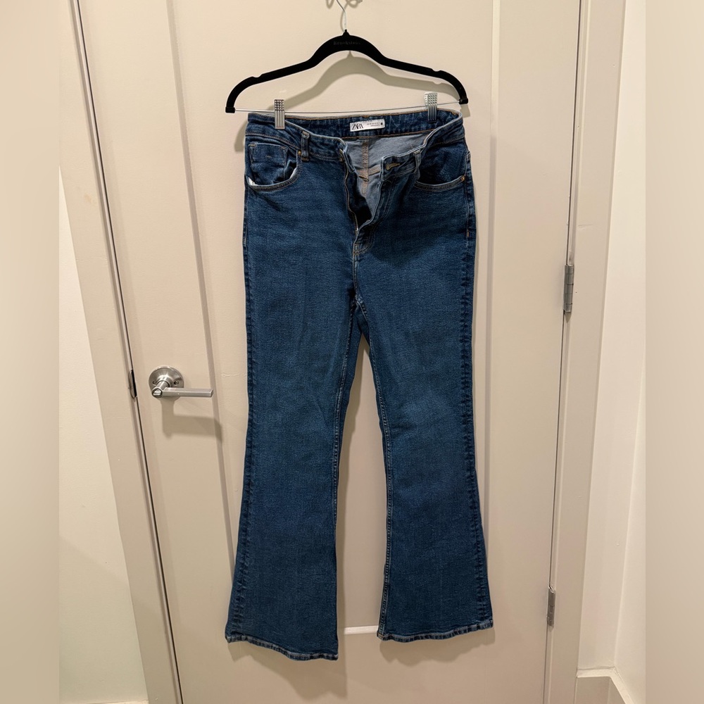 Zara Blue Flared/Bootcut Jeans